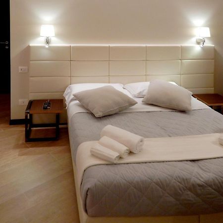 Arena Luxury Suite Verona Esterno foto