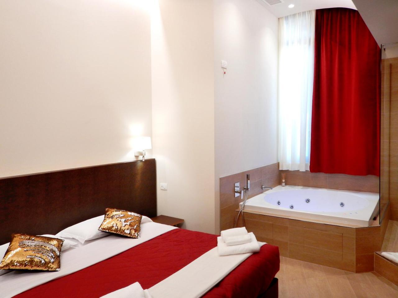 Arena Luxury Suite Verona Esterno foto
