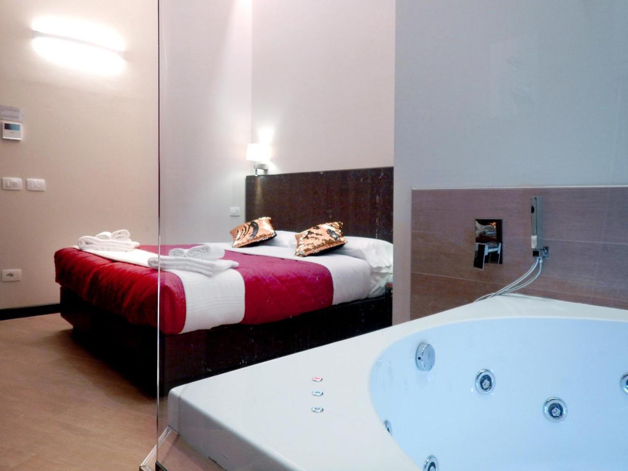 Arena Luxury Suite Verona Esterno foto