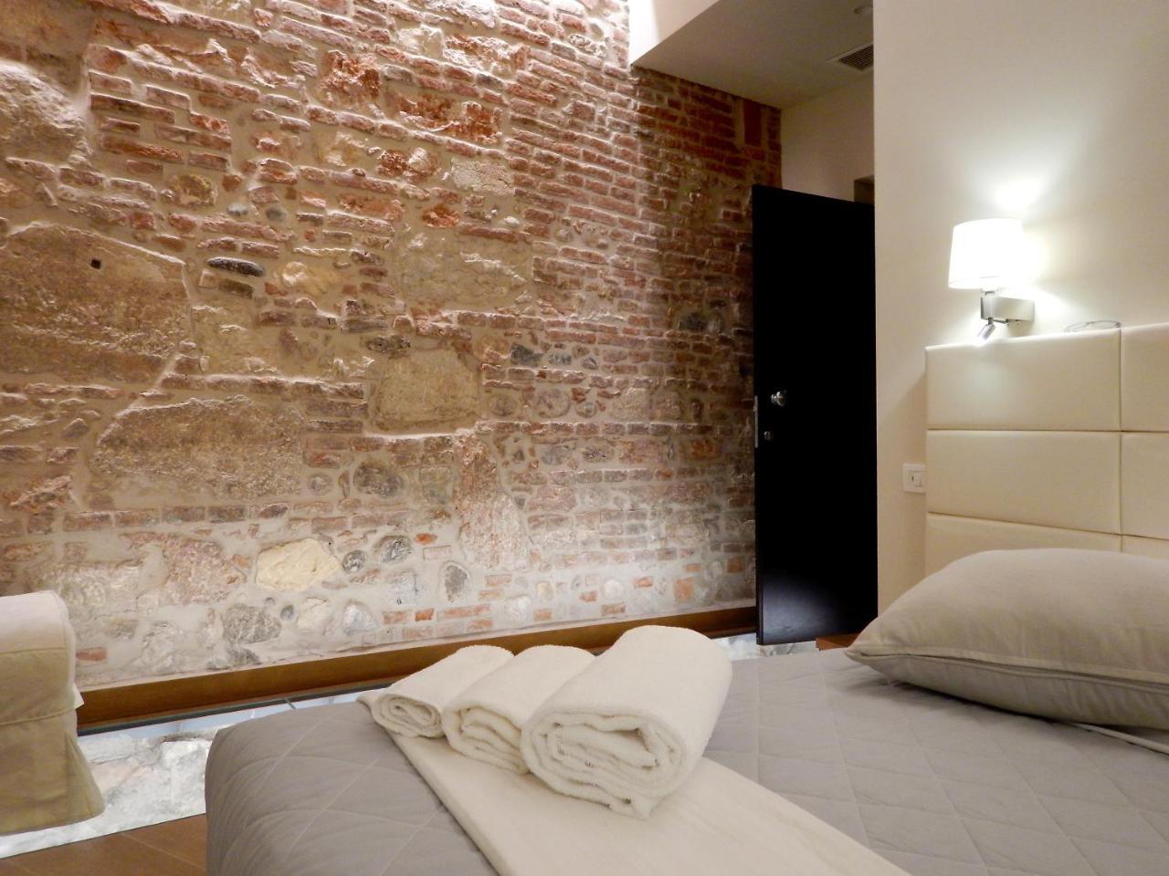 Arena Luxury Suite Verona Esterno foto